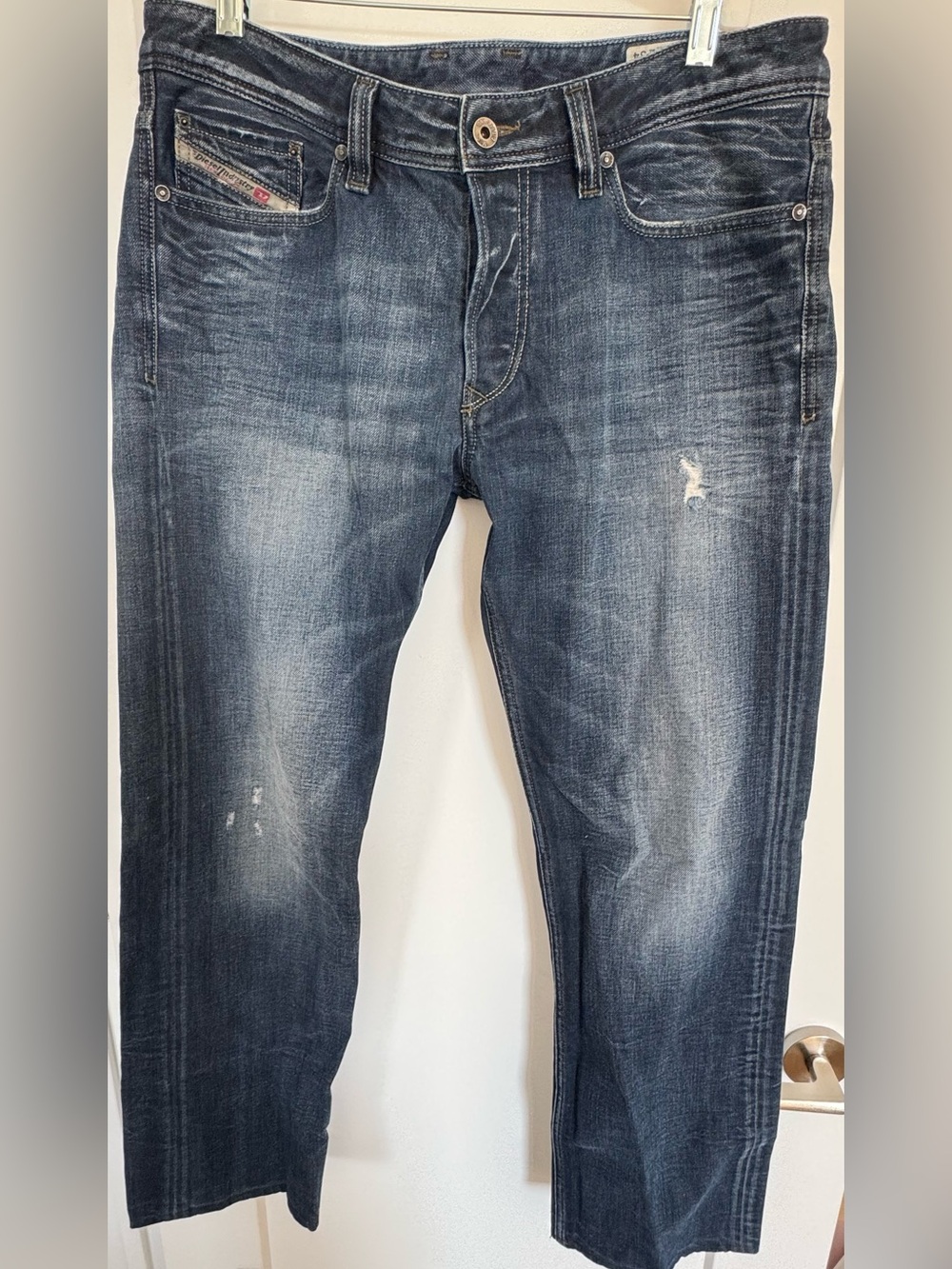Men's Diesel Dark denim in classic Straight Fit (34 waist and 33 length)
